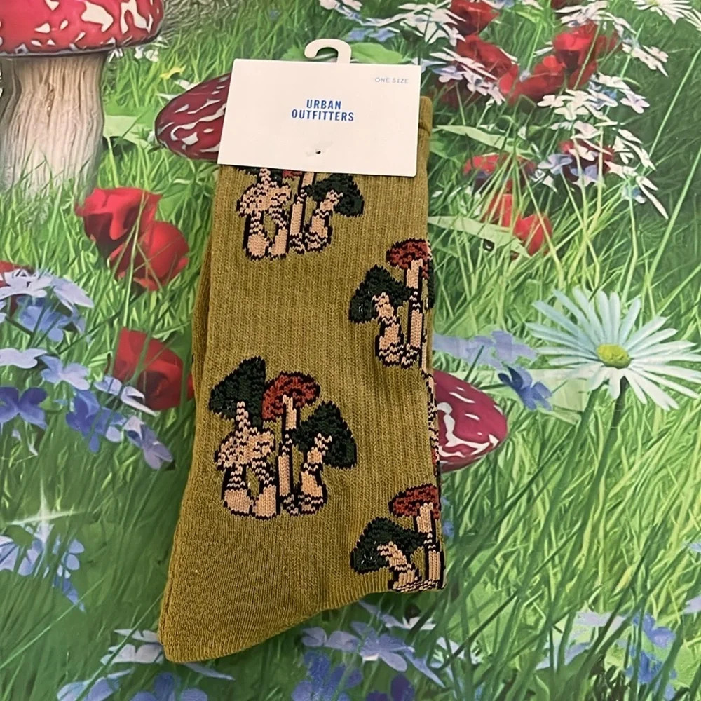 UO Mushroom Icon Crew Sock, Olive, OS, NWT - Picture 4 of 6